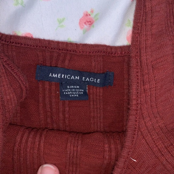Set of American Eagle tank tops - Picture 3 of 3